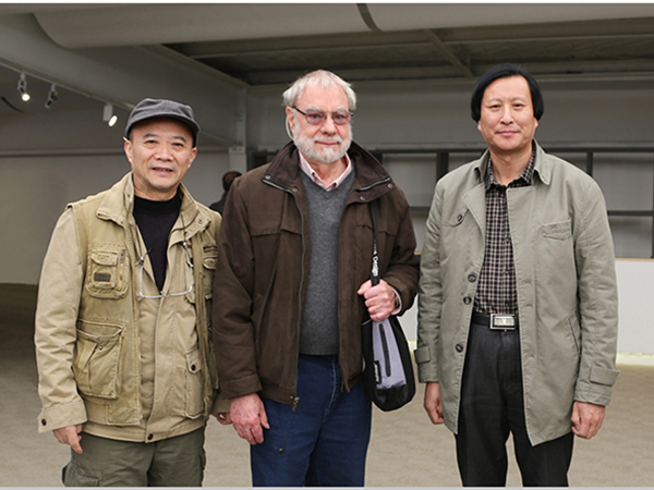 美国知名现代雕塑家布鲁斯·比利斯教授，中国雕塑专业委员会原主席、知名雕塑家朱尚熹教授与总经理傅绍相